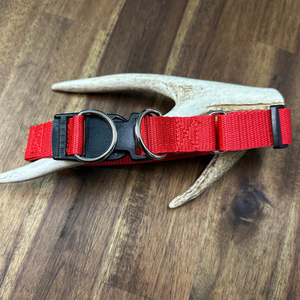 Red - Black Clip Double Up Collar image 0