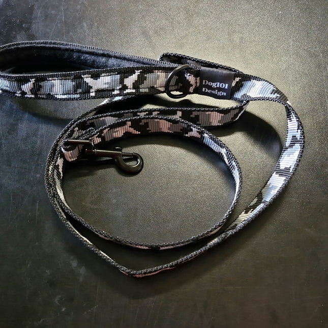 Adult Dog Premium Handle Fancy Black Camo 1.5m x 25mm Lead image 0