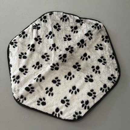 Grey with Black Paw Hex - Training Mat (Special Buy) image 0
